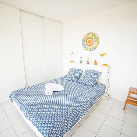 Le Sunrise: Beachfront Comfort With Sea Views And Dual Terraces