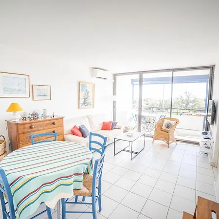 Le Sunrise: Beachfront Comfort With Sea Views And Dual Terraces * La Grande-Motte